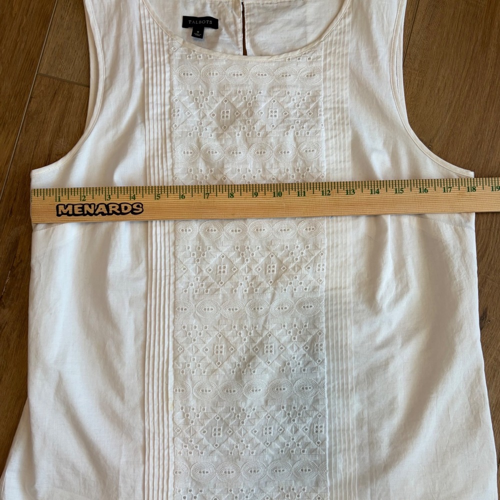 Talbots Sz 8 Womens White Cotton Eyelet Embroidered Pintuck Sleeveless Shell Top - Picture 3 of 7